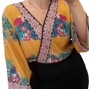 Flying Tomato Cropped Blouse Oversized 3/4 Sleeves V-Neck Wrap Top Size Small